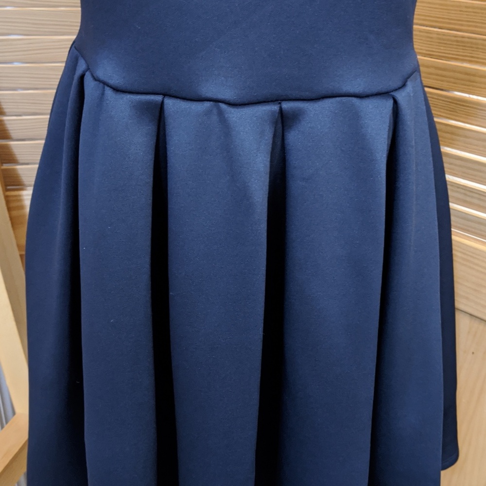 Soprano Navy Blue skate Dress - Picture 5 of 8